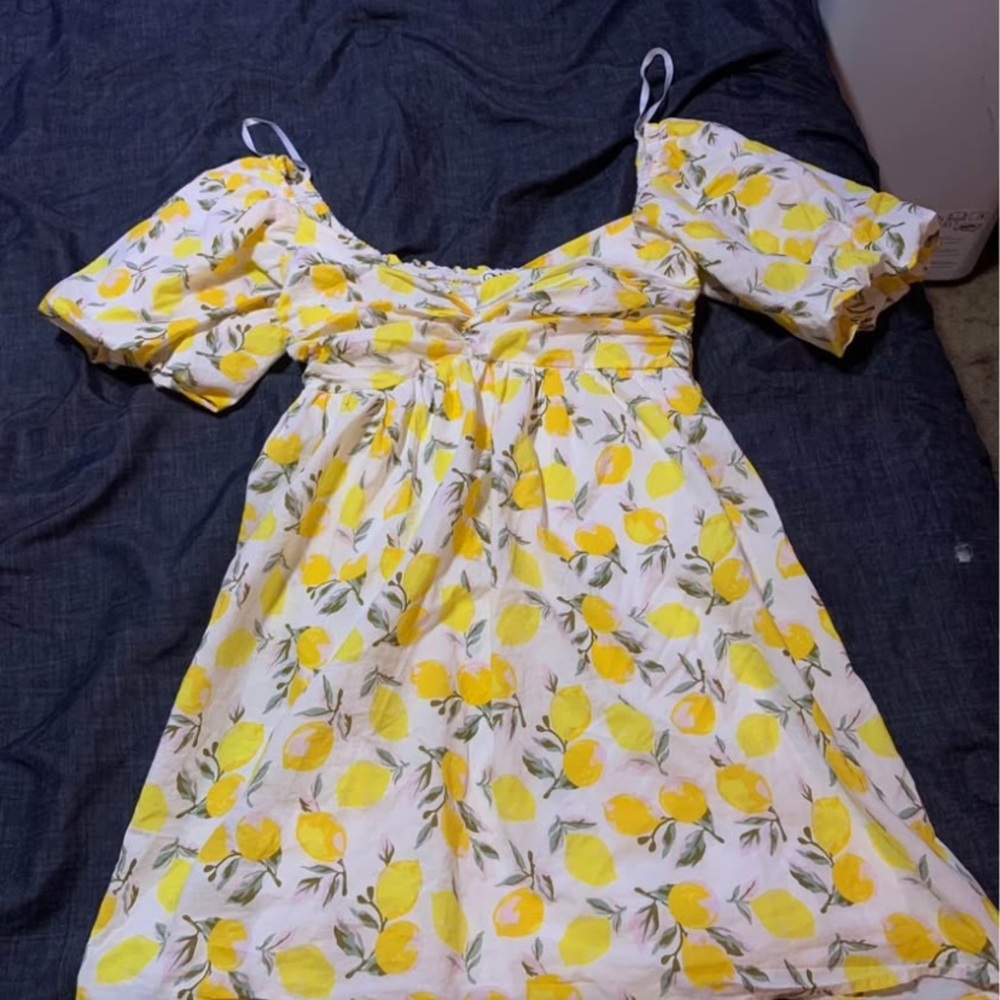 Trixxi Yellow Floral Puff Sleeve Dress